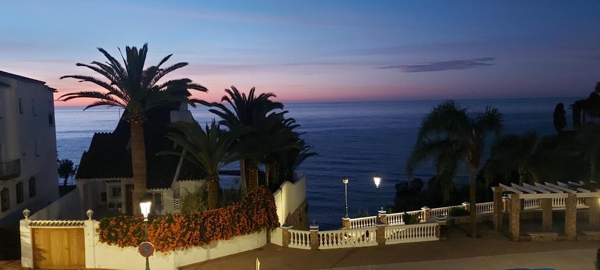 Ferienwohnung Spectacular Sea Views, 2 Bed,2 Bath Nerja Exterior foto