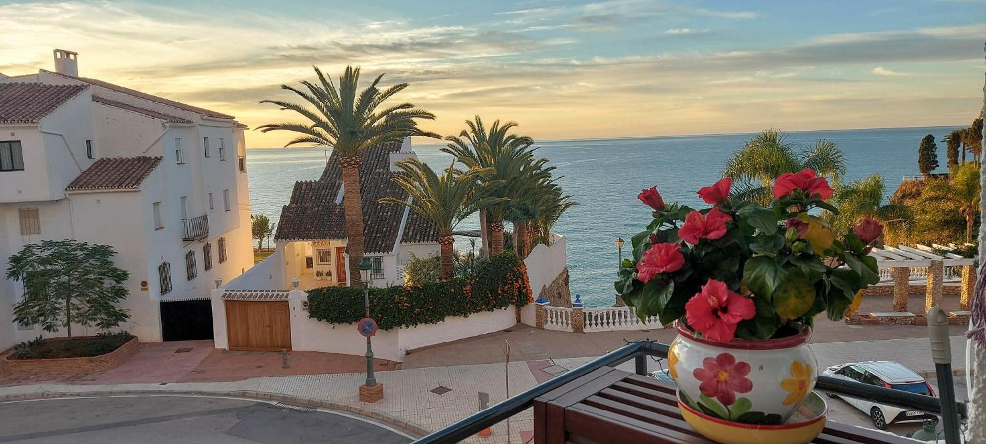 Ferienwohnung Spectacular Sea Views, 2 Bed,2 Bath Nerja Exterior foto
