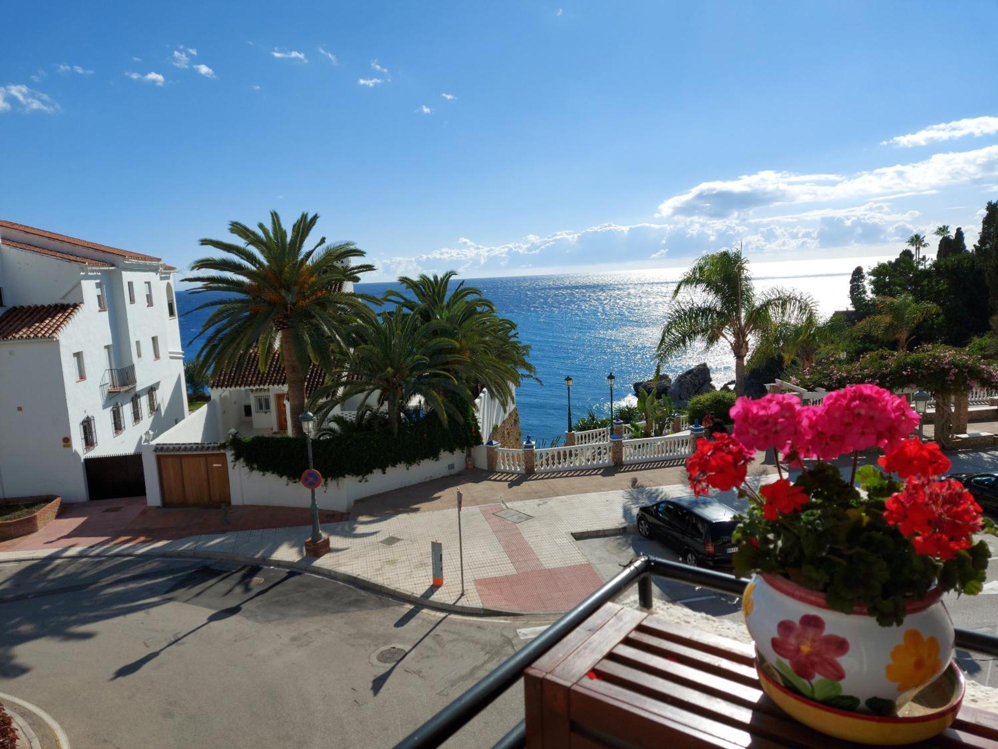 Ferienwohnung Spectacular Sea Views, 2 Bed,2 Bath Nerja Exterior foto